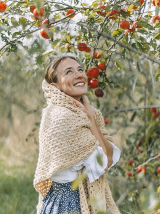 letos jsme na ten barevný podzim čekaly dlouho! a pak se během týdne všechno zbarvilo a spadlo. 😀👌 ale ty jabloně obsypané...